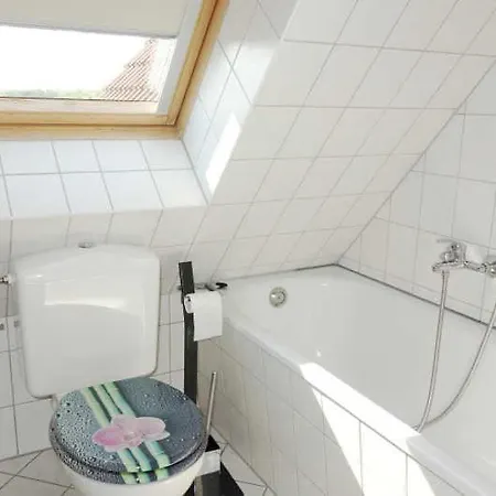 Kastanienallee Zwischen Zentrum Und Seebrücke Apartment Graal-Mueritz