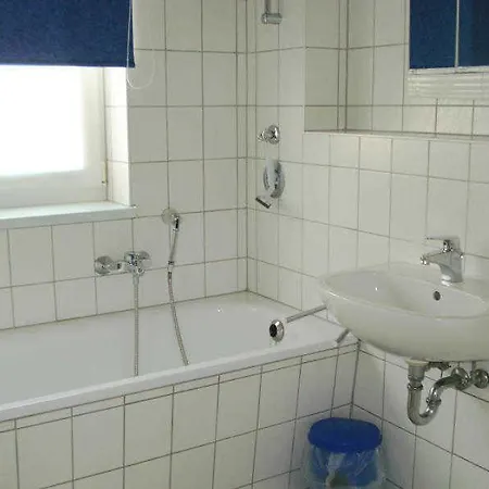 Apartment Kastanienallee Zwischen Zentrum Und Seebrücke *