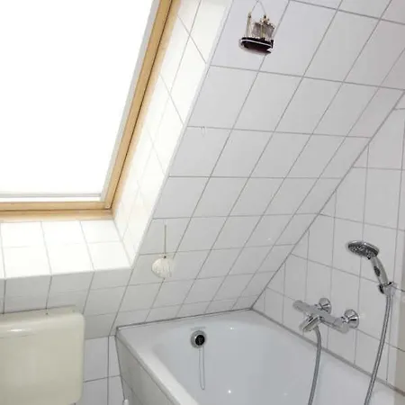 Apartment Kastanienallee Zwischen Zentrum Und Seebrücke