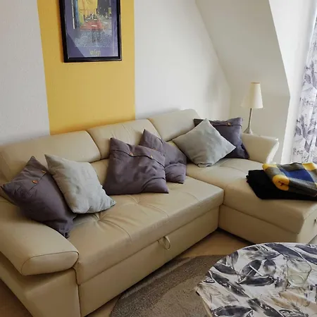 Kastanienallee Zwischen Zentrum Und Seebrücke